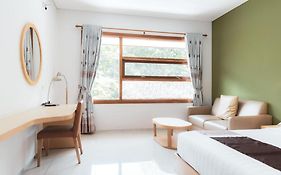 Hotel Tibera Taman Cibeunying